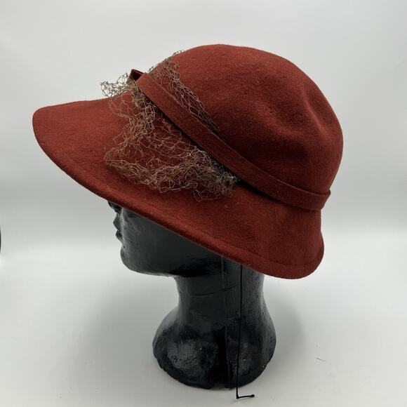 Lot of 4 Vtg Women Hats 40s 50s 100% Wool Fedora Cloche Beret Rattan Pancake main image 10